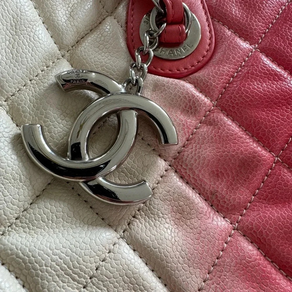 CHANEL Tote Caviar leather rare. EUC - Picture 2 of 14